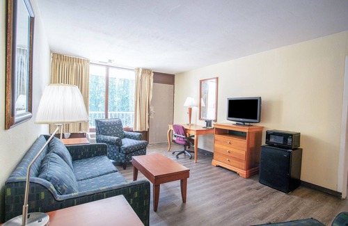 Greensboro Hotel | OYO Hotel Greensboro East I 40