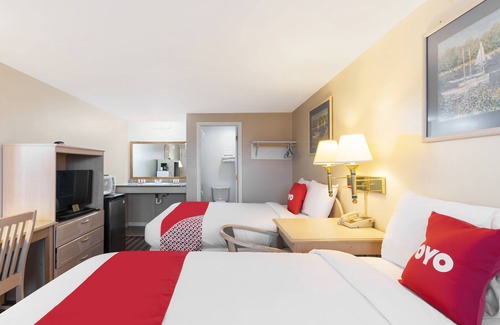Seneca Falls Hotel | OYO Hotel Starlite Seneca Falls