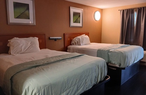 Governor's Walk Hotel | OYO Hotel Tallahassee Downtown