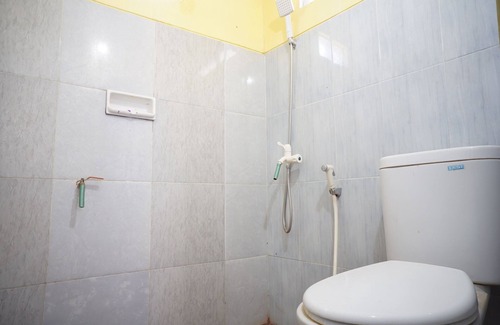 Banyuwangi Hotel | OYO Life 92991 Kost Amantu 2