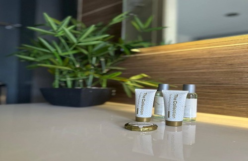 Durham Hotel | OYO The Townhouse