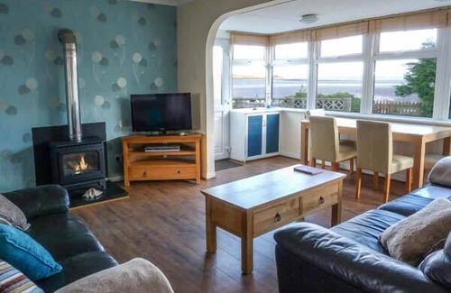 Southerness Cottage | OYSTER CATCHER, pet friendly, country holiday cottage in Southerness