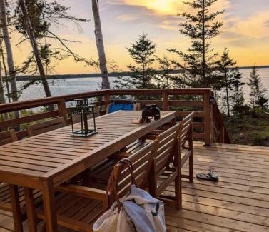 Gaspereaux House | Oyster Creek Chalet 2