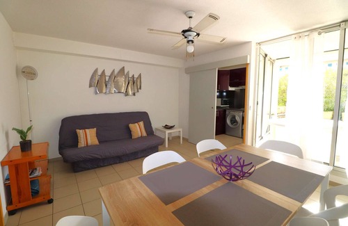 Le Grau-Du-Roi Apartment | P3 ground floor terrace 6 people swimming pool garage near beach shops