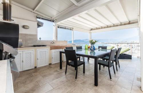 Savona Apartment | P9 Sky Horizon
