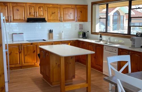 Nelson Bay House | Pacific Waters - Unbeatable Views of Port Stephens