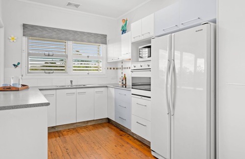 Kingscliff House | Pacific Waves - Pet Friendly Original Beach House