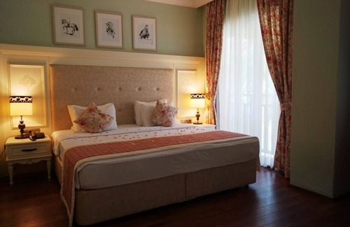 Atakoy Hotel | Padok Premium Hotel and Stables