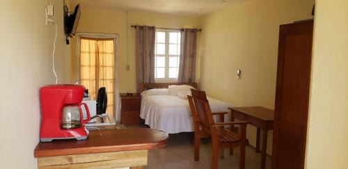 Dangriga Hotel | Pal's on the beach - Dangriga, Belize