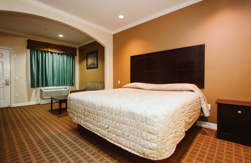FM 1960 Hotel | Palace Inn Copperfield