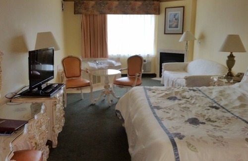 Lincoln City Hotel | Palace Inn Suites Lincoln City