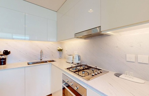 Dubai Apartment | Palace Residence - Chic Two Bed with Creek View