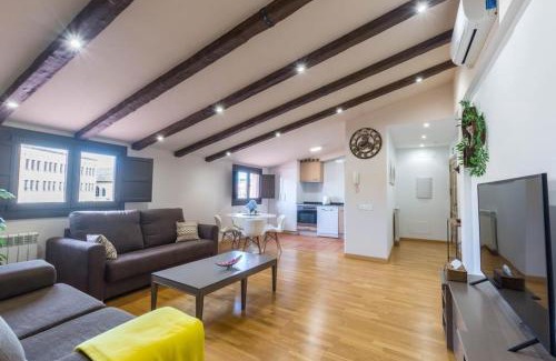 Tudela Apartment | Palacio Descalzos -Atico 3b- Parking incluido