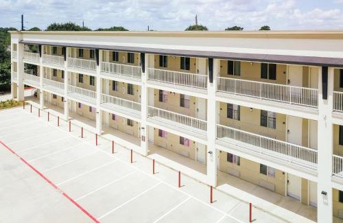 Barker Hotel | Palacio Royale Inn Boutique Katy