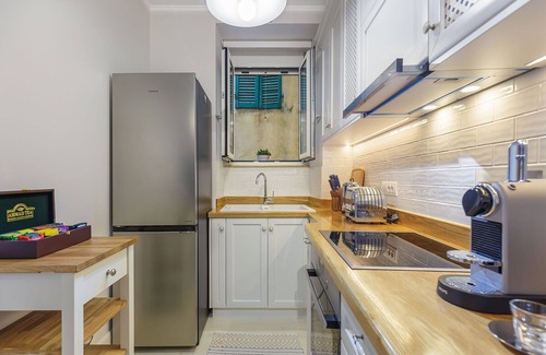 Old Town Apartment | Palazzino Leone - Corfu Old Town Liston Deluxe Apartment