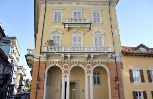 Verbania Apartment | Palazzo Bertazzi