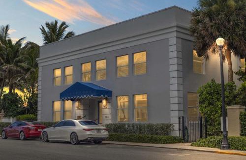 Palm Beach Apartment | Palm Beachfront Luxury Condo