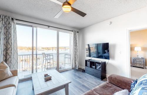 Fort Walton Beach Apartment | Palm Court Yacht Club