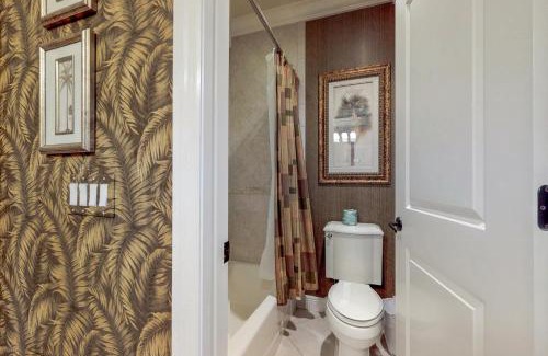 Holmes Beach Apartment | Palm Gables 106