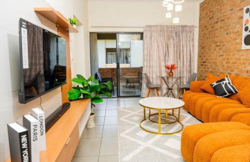 Pomona Apartment | Palm Nest