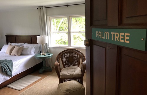 Rehoboth Beach Hotel | Palm Tree Room - Pool, Hot Tub, Sauna