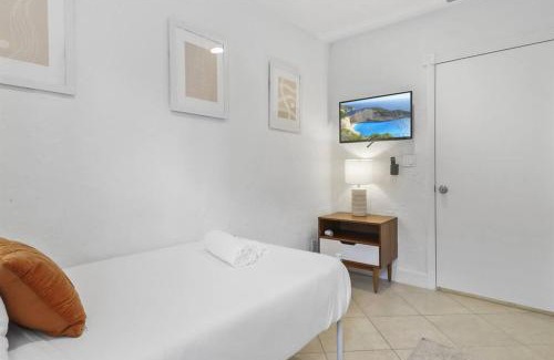 Southwest Apartment | Palm Wave Says - Quiet House in Best Area
