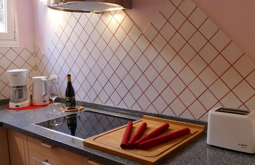 Brena Alta Apartment | Palmasol: quiet, central, idyllic garden, pool, children, long-term tenants