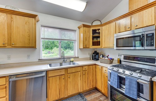 Butte House | Palmer Escape w/Mtn Views: Fishing & Hiking!