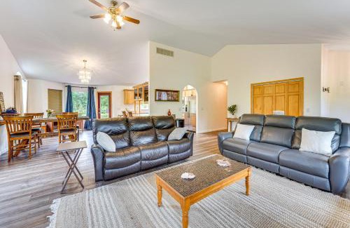 Butte House | Palmer Escape with Mtn Views Fishing and Hiking!