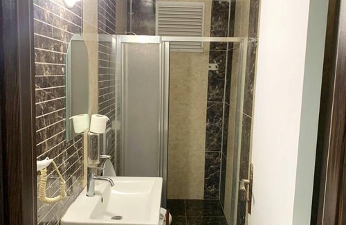 Artikli Hotel | Palmiye Suit Otel