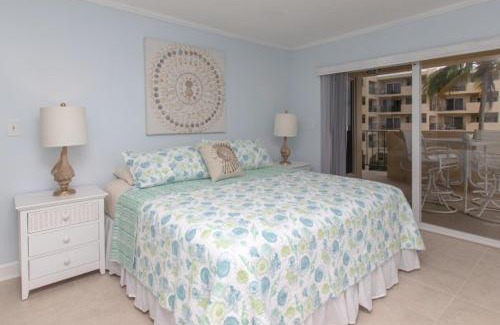 Islamorada House | Palms 313