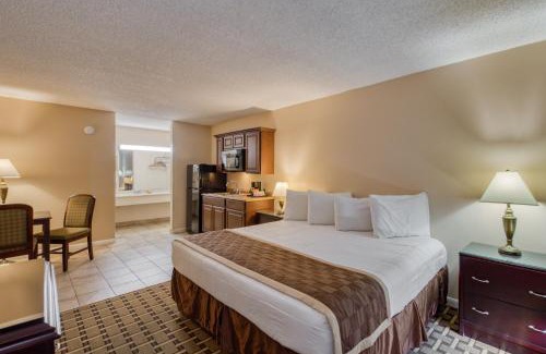 Lake City Hotel | Palms Garden Inn