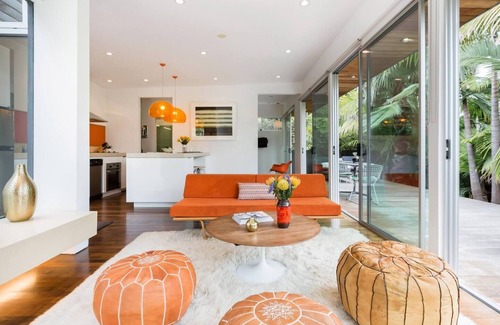 Sunset Park House | Palms Place— Solar-Powered Luxury Guesthouse
