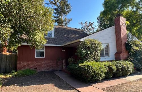 Midtown House | Palo Alto 'Startup House'