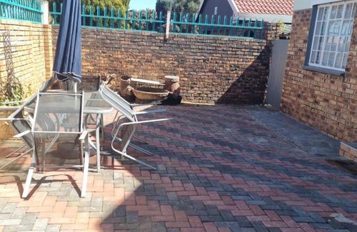 Vanderbijlpark Apartment | Pam's apartment
