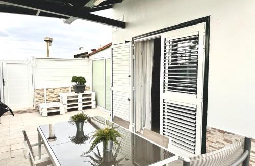 Abades House | Pambnb - House next to the Beach, Terrace, Fiber Wi-Fi, BBQ