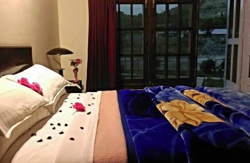 Chitral Hotel | Pamir Riverside