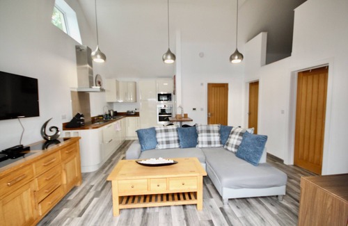 Ferndown House | Pamper House Holiday Home And Annex