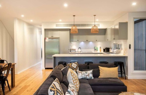 Mollymook Beach Apartment | Pandanas Apartments 15A