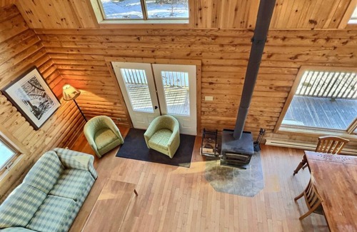 Saint-Paul-de-Montminy Ski Chalet | Panorama of the Montagne de la Coulée