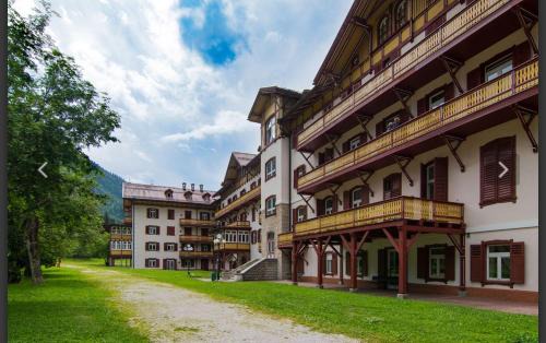 Carbonin Apartment | Panorama Chalet Villaggio Ploner