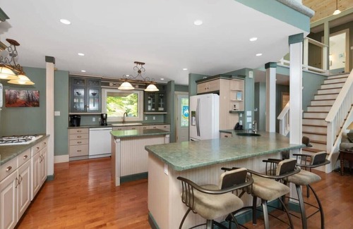 Seguin Cottage | Panorama Cottage - perfect sunsets!