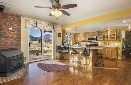 Flagstaff House | Panoramic Mountain Views - Spacious yet cozy Mtn living on acreage. 5 stars!