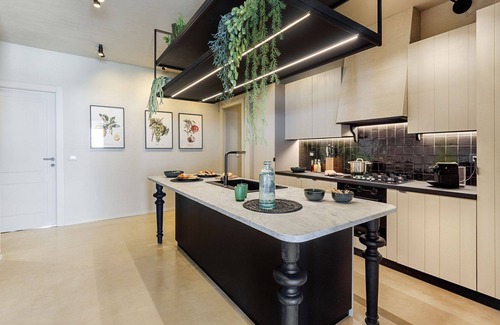 Ragusa Villa | Panoramic villa for 22 guests:large garden, infinity pool and spacious veranda