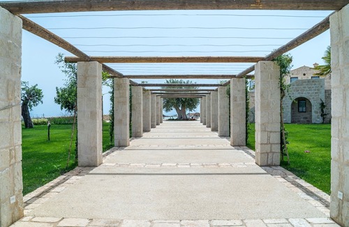 Ragusa Villa | Panoramic villa for 22 guests:large garden, infinity pool and spacious veranda