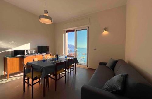 Pogerola Apartment | Panoramico a due passi dal mare