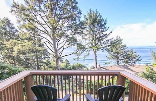 Neahkahnie Beach House | Pans Abode