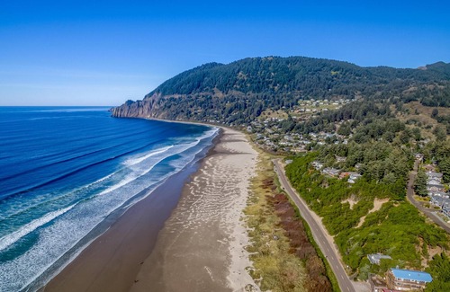 Neahkahnie Beach House | Pans Abode