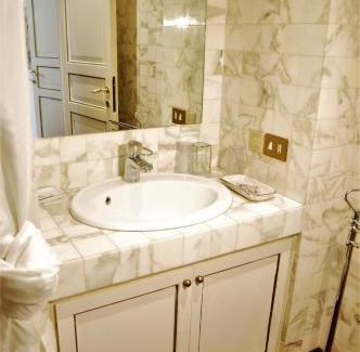 Rione VIII Sant'Eustachio Apartment | Pantheon Vita Apartment