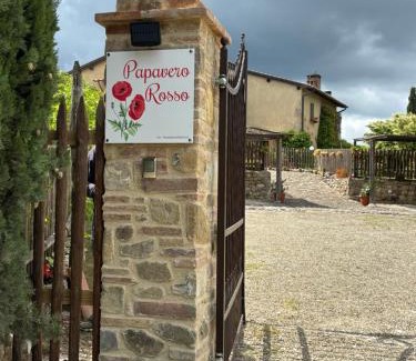 San Gimignano House | PAPAVERO ROSSO
